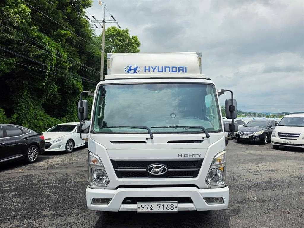 17년형 수동 하이내장탑 2.5톤 탑차 중고화물차