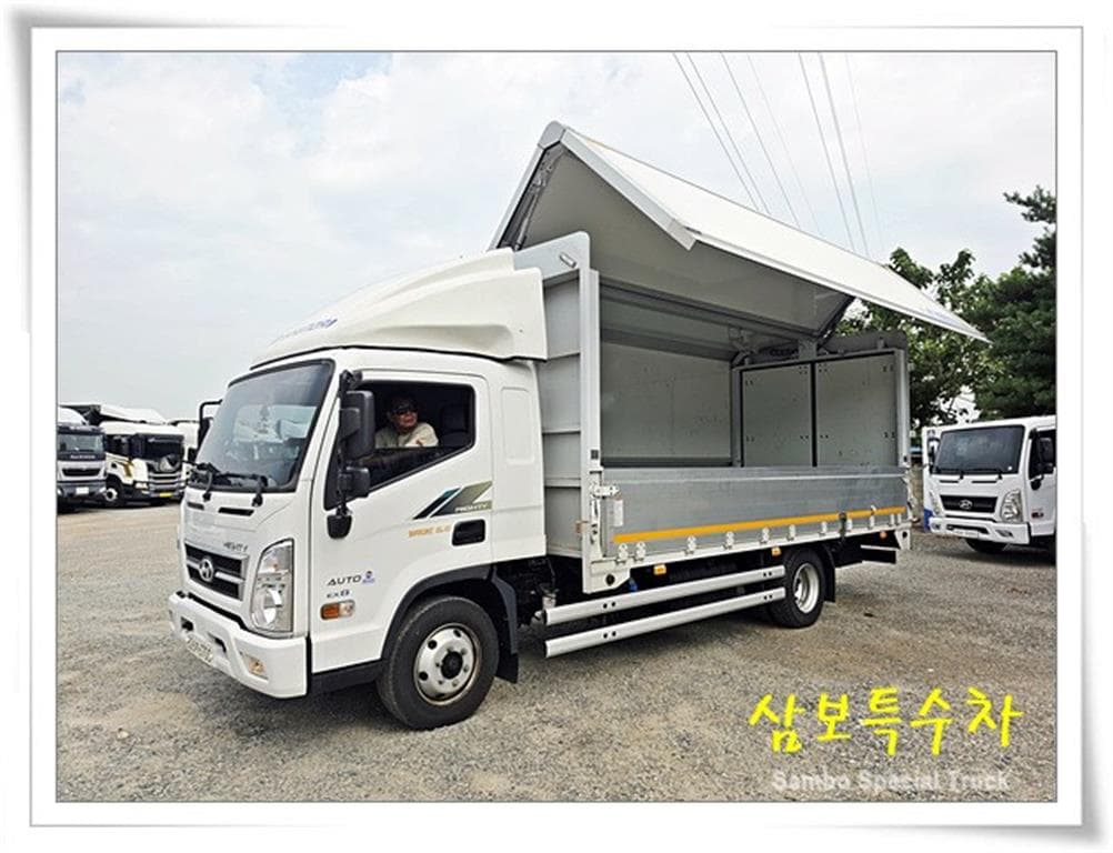 25년형 현대 마이티 오토 윙바디 3.5톤 광폭 중고화물차