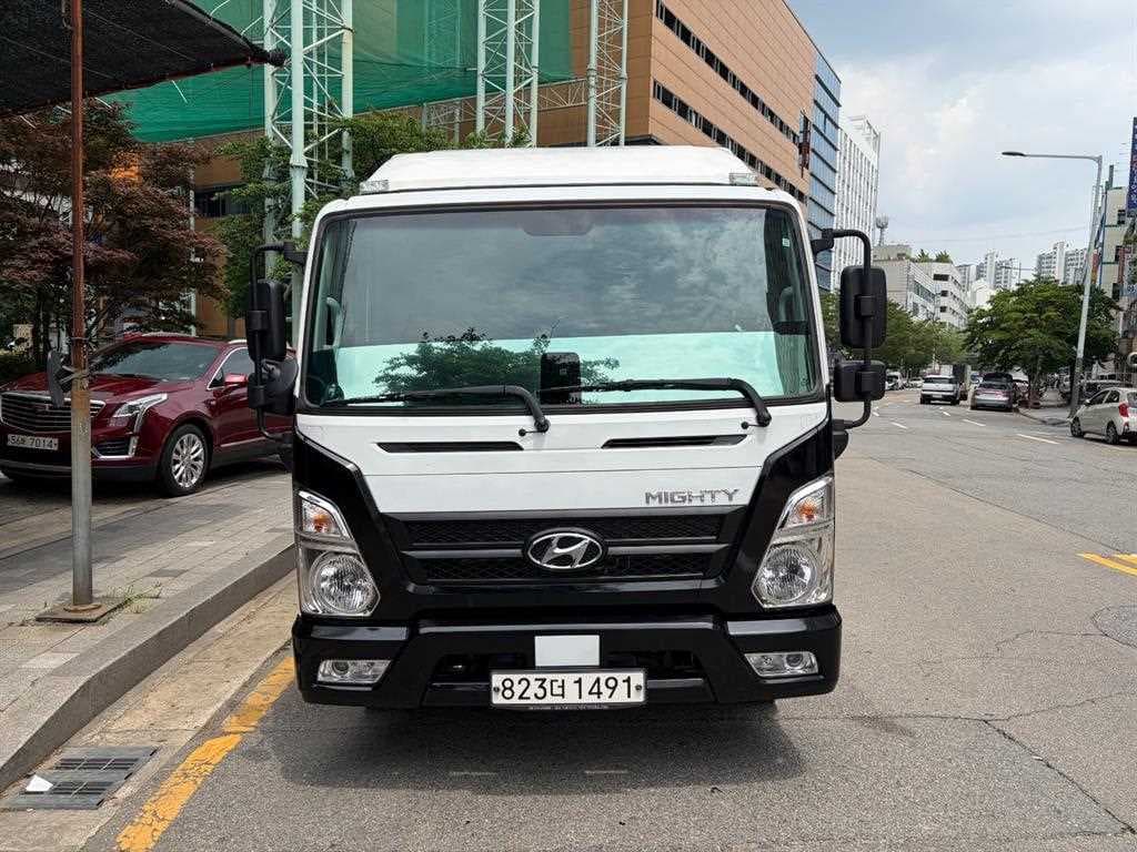 24년형 오토 활어차 2.5톤 이하 중고화물차