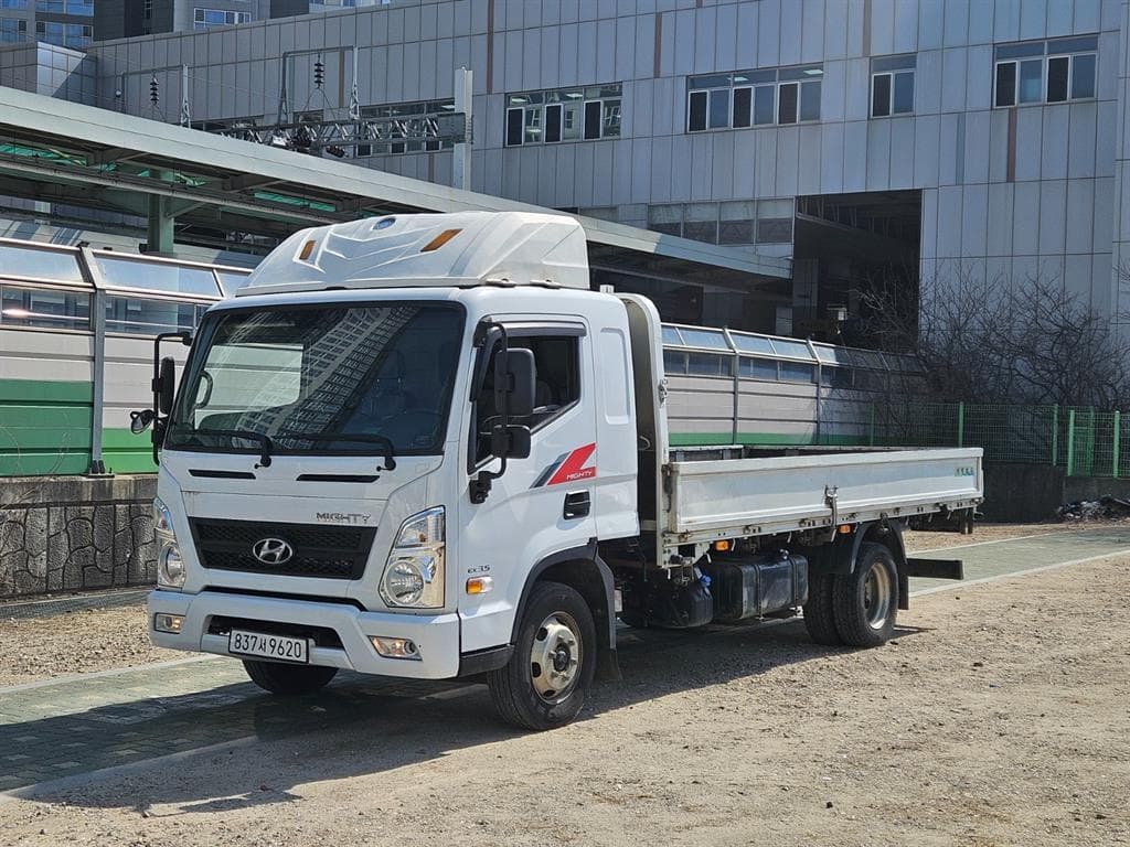 20년형 현대 마이티 수동 카고 3.5톤 중고화물차