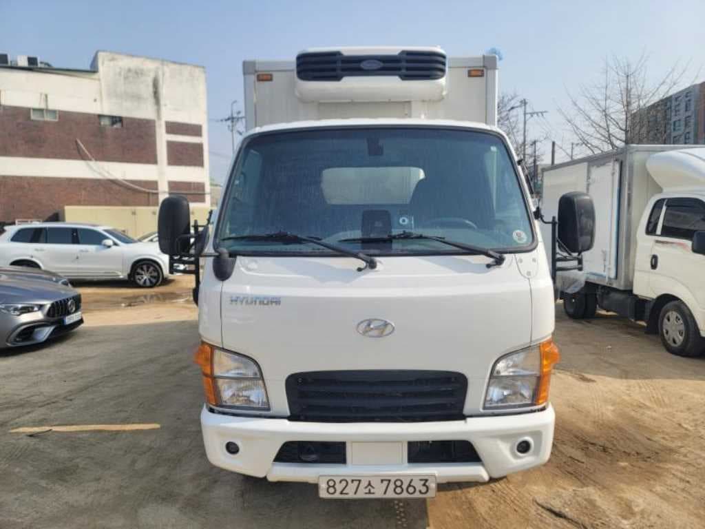 22년형 현대 마이티 오토 내장탑 2톤 탑차 중고화물차
