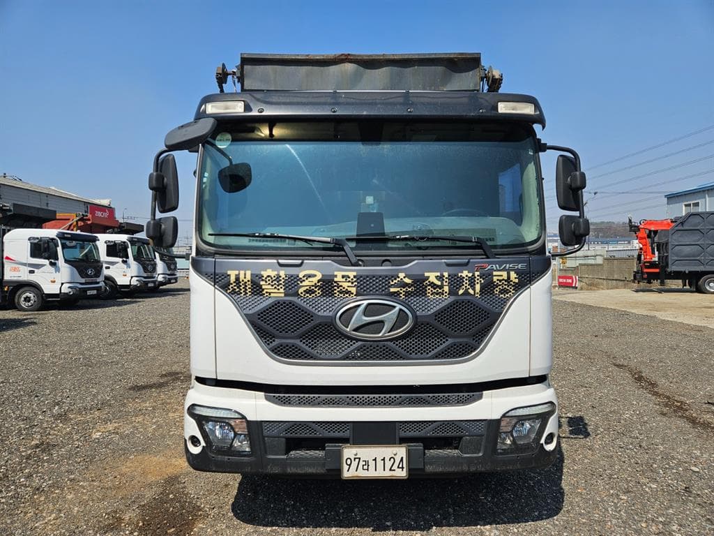 23년형 수동 집게차 5톤 이하 중고화물차