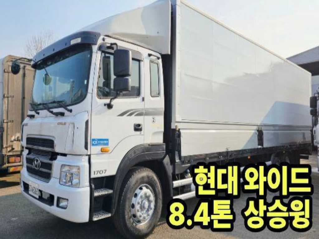 21년형 현대 수동 윙바디 5.5톤 이상 중고화물차