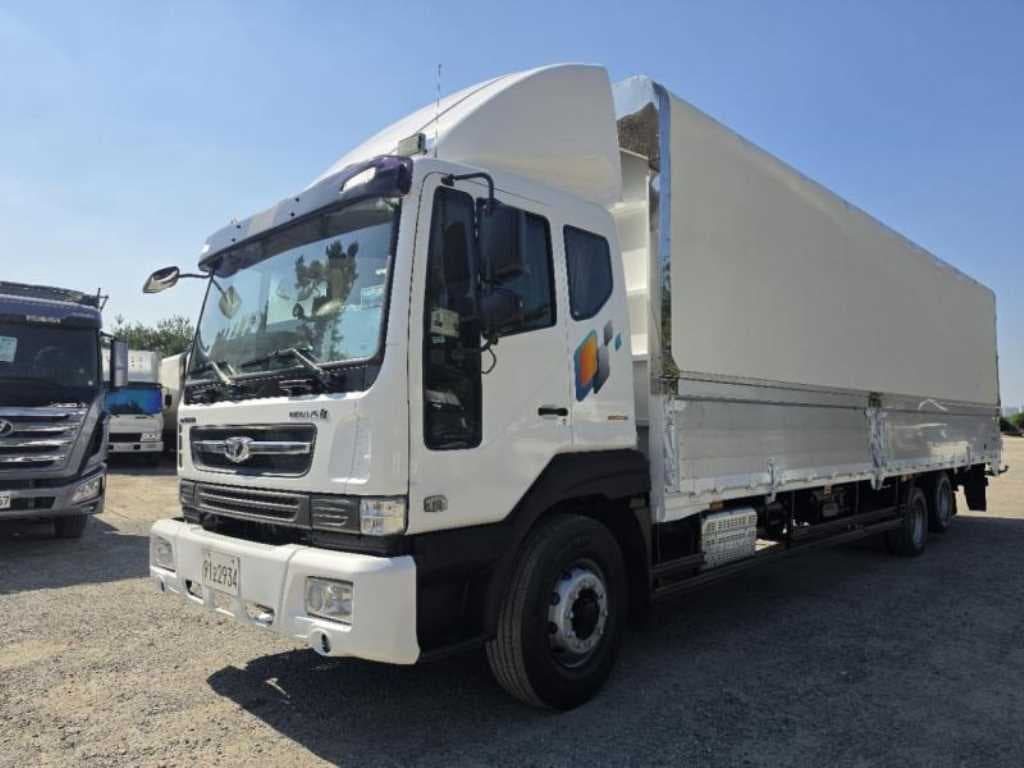 17년형 타타대우 노부스 수동 윙바디 4.5톤 중고화물차