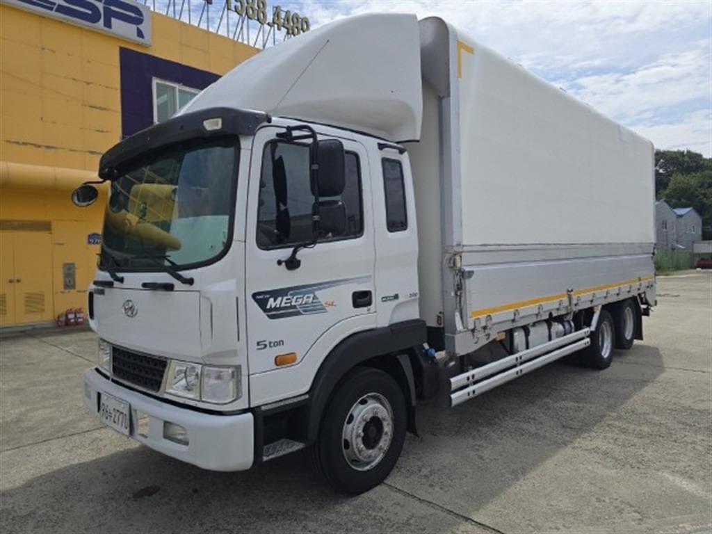 19년형 현대 메가트럭 수동 윙바디 5.5톤 이상 중고화물차