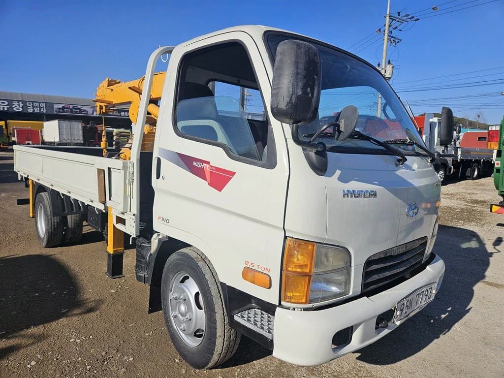 11년형 수동 카고크레인 크레인 2.5톤 중고화물차