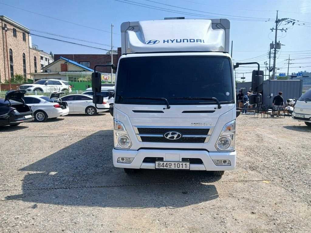 25년형 수동 윙바디 3.5톤 중고화물차